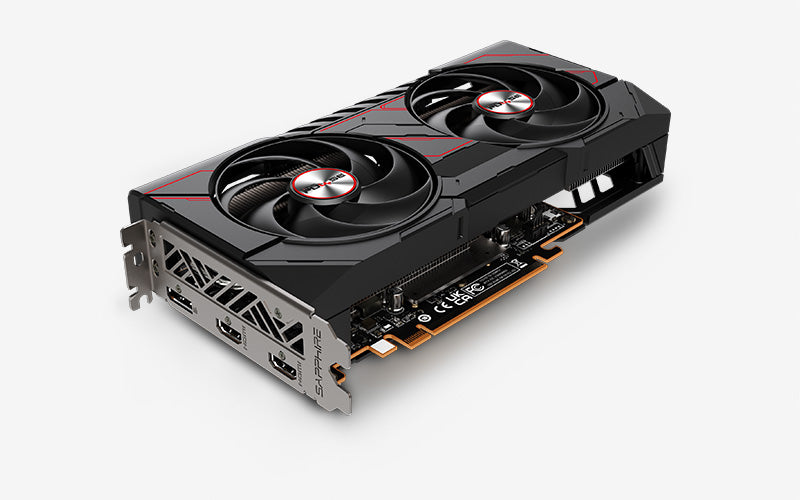 Innenansicht des Z20 Sentinel Custom Builds mit Arctic Liquid Freezer III Wasserkühlung und Sapphire Radeon Grafikkarte.